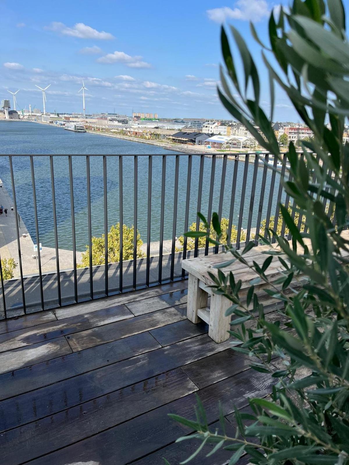 Anchor Lodge Antwerp Unique Appartment View Mas! Екстериор снимка